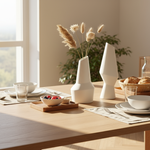 https://cdn.shopify.com/s/files/1/2596/6404/files/jarrones-en-mesa-de-comedor-para-desayuno.png?v=1761582395